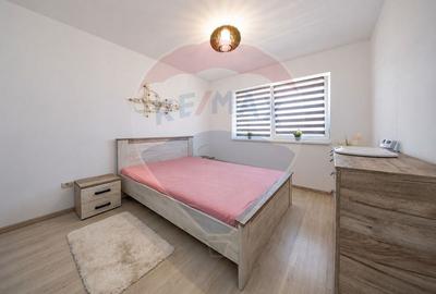 Apartament cu 2 camere decomandat în Sânpetru - 5