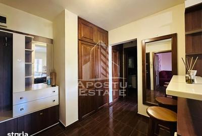 Apartament cu 2 camere, mobilat în Micălaca