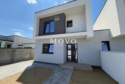 Duplex cu 4 camere cu Canalizare în Săcălaz