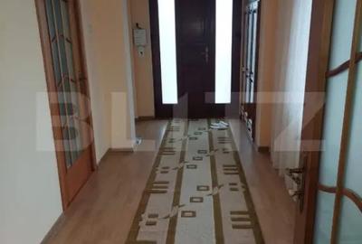 Casă cu 7 camere cu Teren 2000 Mp în Central - 3