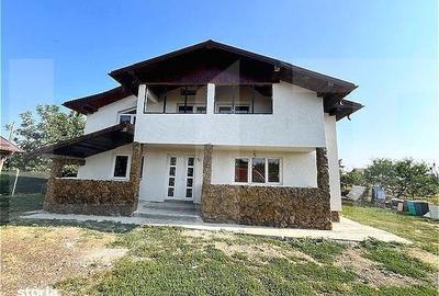 Casă cu 4 camere în Cătămărești