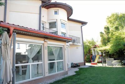 Casă cu 5 camere cu Canalizare în Iancu Nicolae