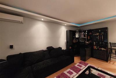 Apartament cu 3 camere decomandat în Aurel Vlaicu - 2