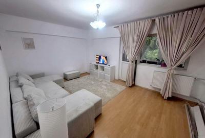 Apartament cu 2 camere decomandat în Băneasa