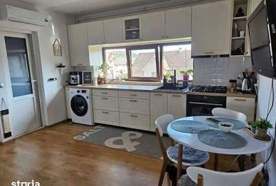 Apartament cu 2 camere, mobilat în Sud