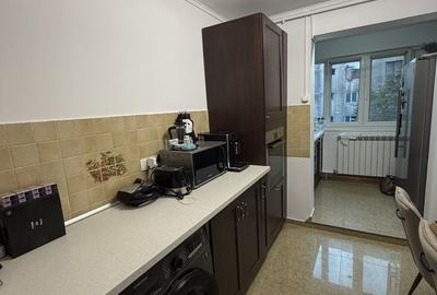 Apartament cu 3 camere în Crângași - 2