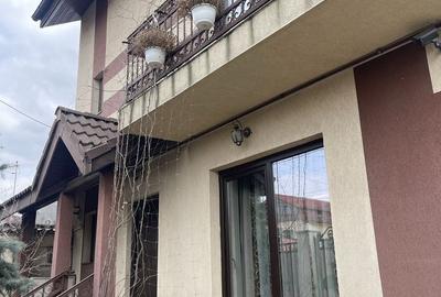 Casă cu 4 camere în Exterior Vest - 1