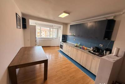 Apartament cu 2 camere decomandat în Florești