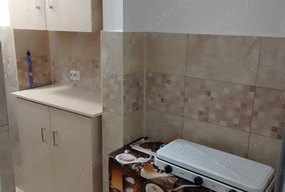 Garsonieră decomandată în Micro 19 - 1