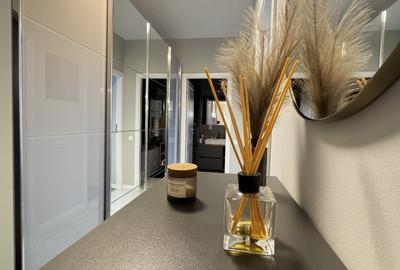 Apartament cu 3 camere semidecomandat, mobilat în Florești - 4
