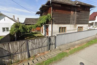 Casă cu 2 camere în Prundu Bârgăului