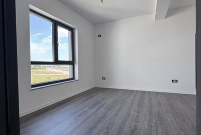 Casă cu 4 camere cu Teren 500 Mp în Tărtășești