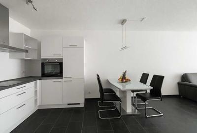 Apartament cu 2 camere decomandat în 1 Mai