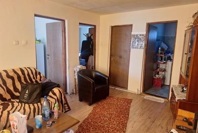 Casă cu 4 camere în Puchenii-Moșneni