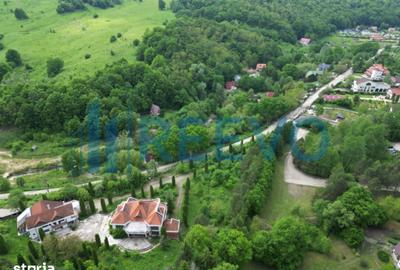 Teren de 1262 mp, în Solonț - 1