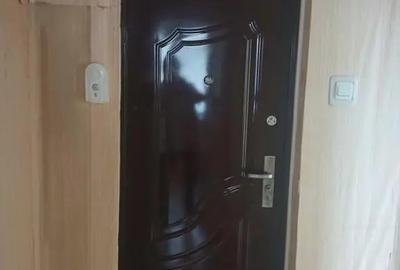 Apartament cu 2 camere semidecomandat în Tomis II - 2