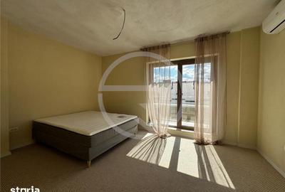 Apartament cu 3 camere semidecomandat în Borhanci