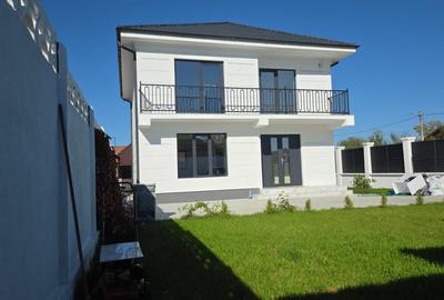 Casă individuală cu 4 camere cu Canalizare în Ovidiu - 1