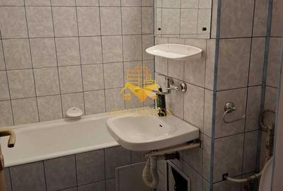 Garsonieră decomandată, mobilată în Central - 6