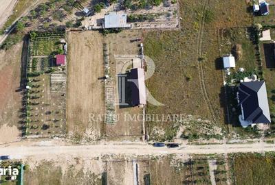 Teren de 1111 mp, în Oșorhei - 6