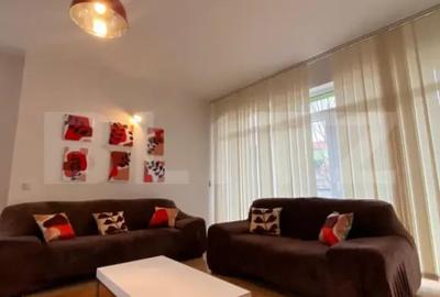 Apartament cu 3 camere semidecomandat în Câmpului