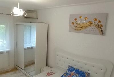 Garsonieră decomandată în Gorjului