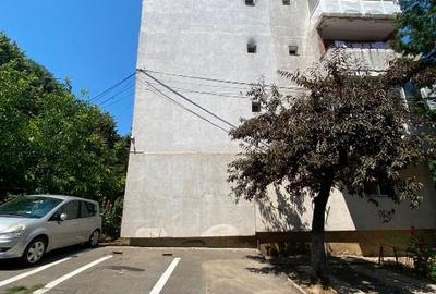 Apartament cu 3 camere decomandat, mobilat în C5 - 13