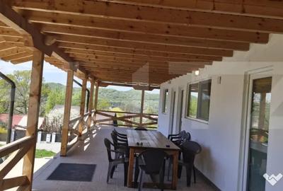 Casă cu 2 camere cu Teren 1000 Mp în Central - 12