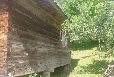 Casă cu 2 camere cu Teren 900 Mp în Baba - 1
