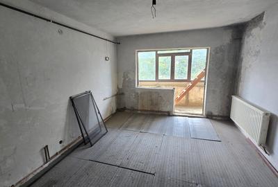 Apartament cu 2 camere decomandat în Ultracentral