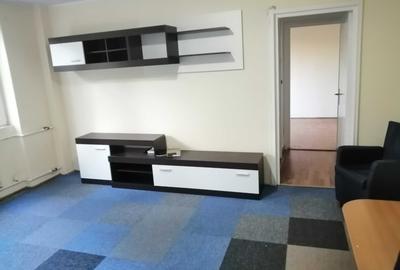 Apartament cu 2 camere semidecomandat în Decebal - 2