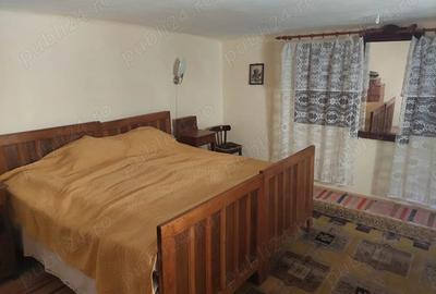 Casă cu 5 camere cu Teren 20142 Mp în Gladna Română - 6