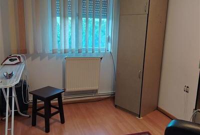 Apartament cu 2 camere decomandat în Apollo