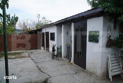 Casă cu 3 camere cu Teren 526 Mp în Central