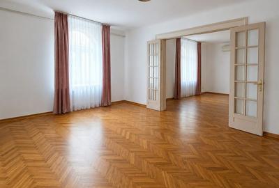 Spațiu comercial, de 140 mp, în Decebal