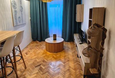 Apartament cu 2 camere decomandat în Exterior Vest
