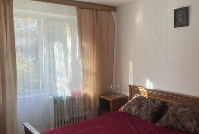Apartament cu 2 camere decomandat în Rahova