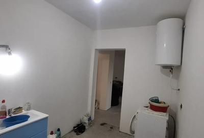 Casă cu 5 camere cu Teren 2000 Mp în Popești - 2