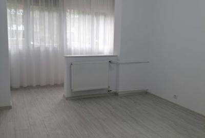 Apartament cu 2 camere decomandat în Rogerius - 6
