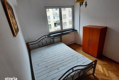 Apartament cu 2 camere decomandat în Cișmigiu
