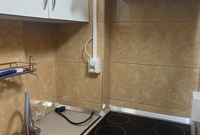 Garsonieră decomandată în Calea București