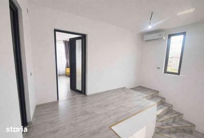 Casă cu 4 camere cu Canalizare în Valu lui Traian - 9