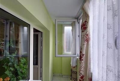 Apartament cu 3 camere decomandat în Micălaca - 3