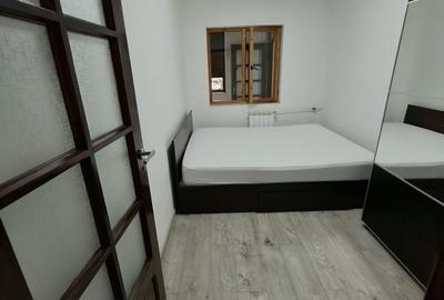 Apartament cu 3 camere decomandat în 9 Mai - 2