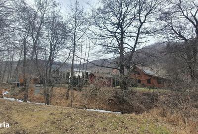 Teren de 2800 mp, în Sovata - 5