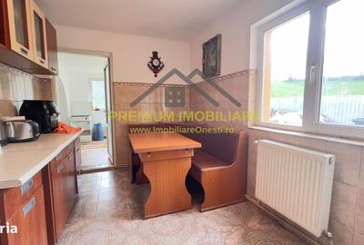Casă cu 6 camere cu Teren 2500 Mp în Bogdănești - 3