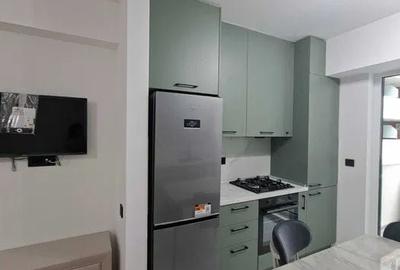 Apartament cu 2 camere semidecomandat, mobilat în Eminescu