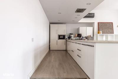 Spațiu comercial, de 160 mp, în Central