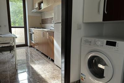 Apartament cu 2 camere decomandat în Berceni - 1
