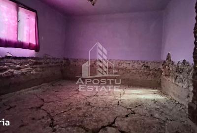 Casă cu 2 camere cu Canalizare în Micălaca - 1